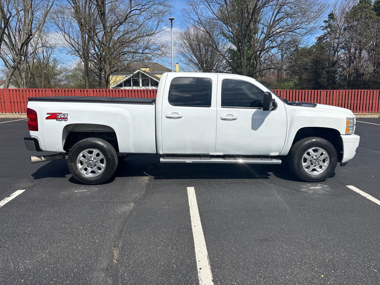 Used 2014 Chevrolet Silverado 2500 LT w/ Z71 Appearance Package AWD/4WD image 8