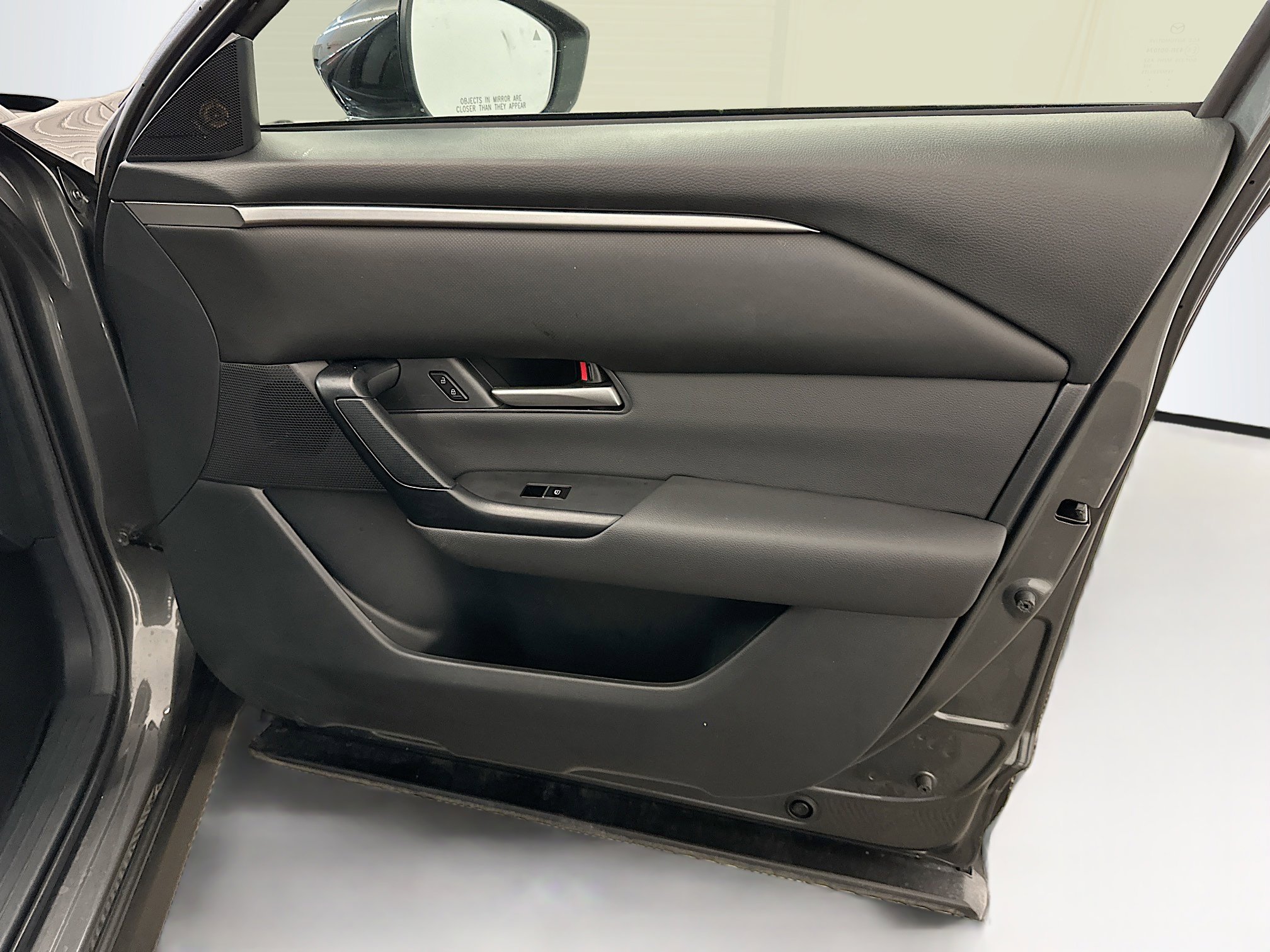 Used 2025 MAZDA CX-50 2.5 Hybrid w/ Preferred Pkg image 34