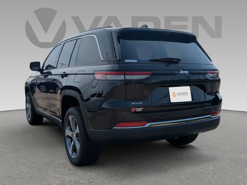 New 2025 Jeep Grand Cherokee Limited w/ Luxury Tech Group II image 3