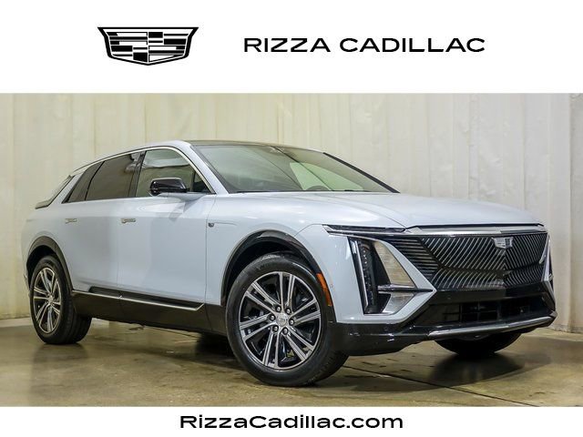 New 2026 Cadillac Lyriq Luxury w/ LPO, Floor Liner Package