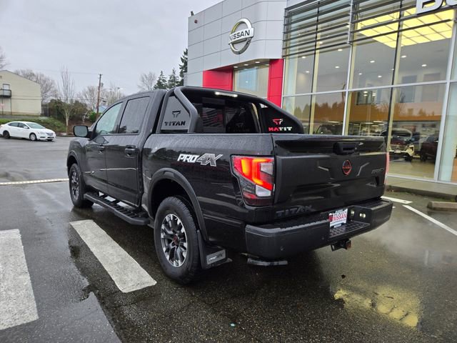 Used 2023 Nissan Titan PRO-4X w/ Pro-4x Utility Package image 9