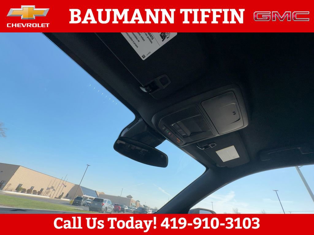 Used 2025 GMC Terrain Elevation w/ Elevation Premium Package FWD image 22