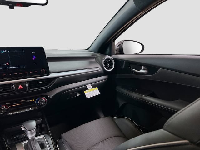 Certified 2024 Kia Forte GT-Line FWD image 23