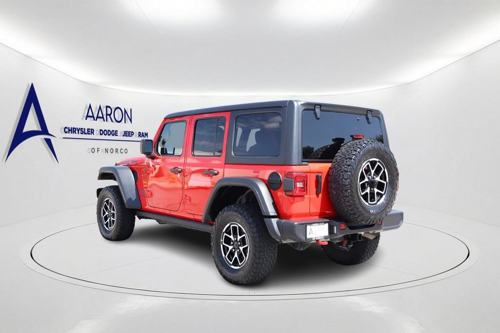 Used 2025 Jeep Wrangler Unlimited Rubicon w/ Convenience Group AWD/4WD image 7