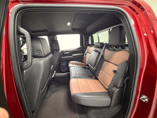 Certified 2023 Chevrolet Silverado 1500 High Country w/ Technology Package AWD/4WD image 22
