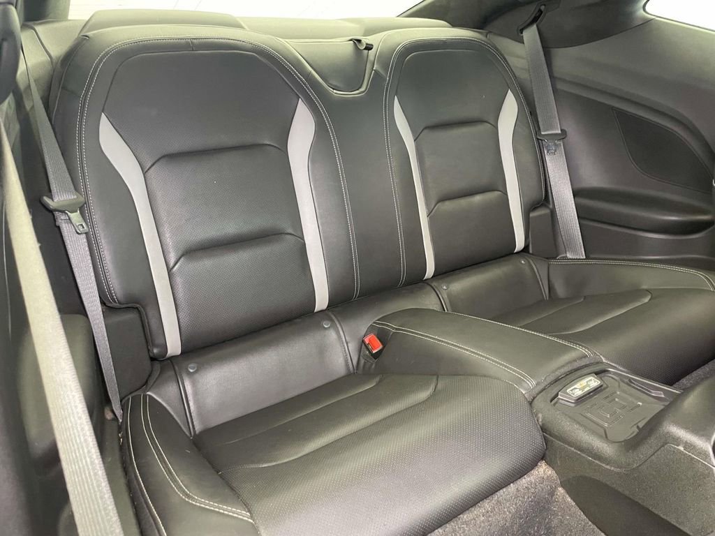 Used 2022 Chevrolet Camaro SS RWD image 17