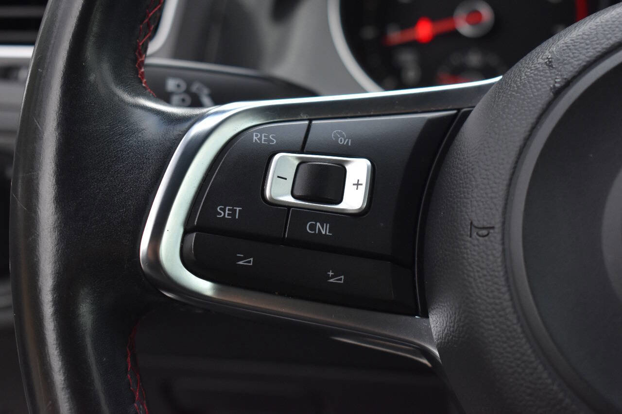Used 2015 Volkswagen GTI Autobahn w/ Lighting Package (SEL) image 20
