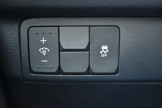 Used 2017 Kia Soul + image 16