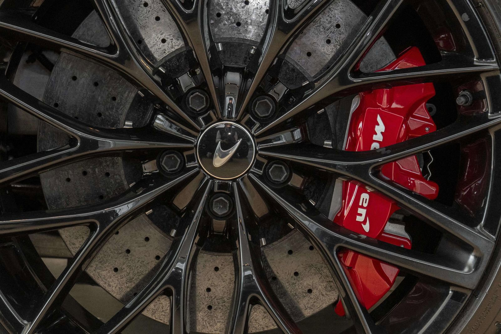 Used 2022 McLaren GT RWD image 8