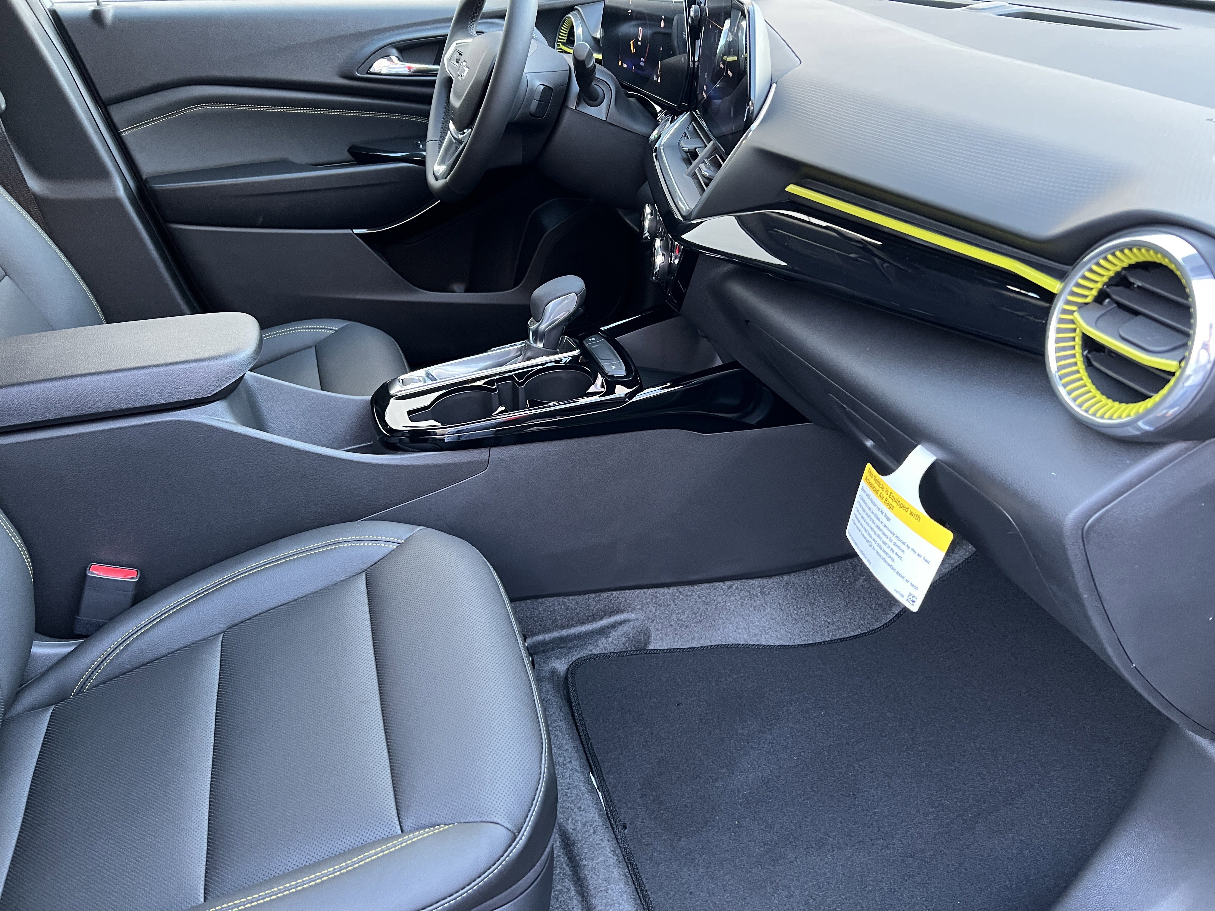 New 2026 Chevrolet Trax ACTIV w/ Driver Confidence Package image 23