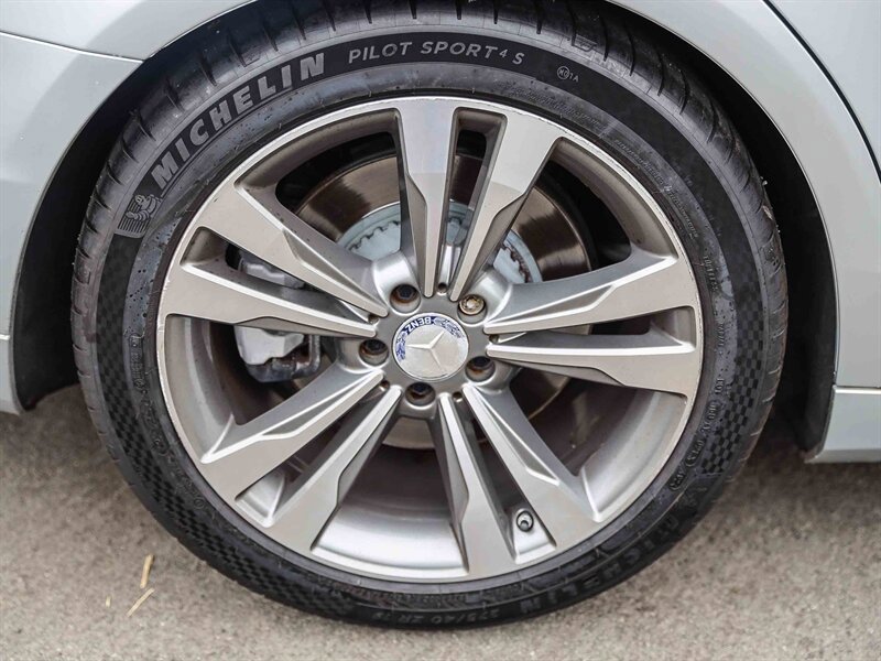 Used 2016 Mercedes-Benz S 550 Sedan image 13