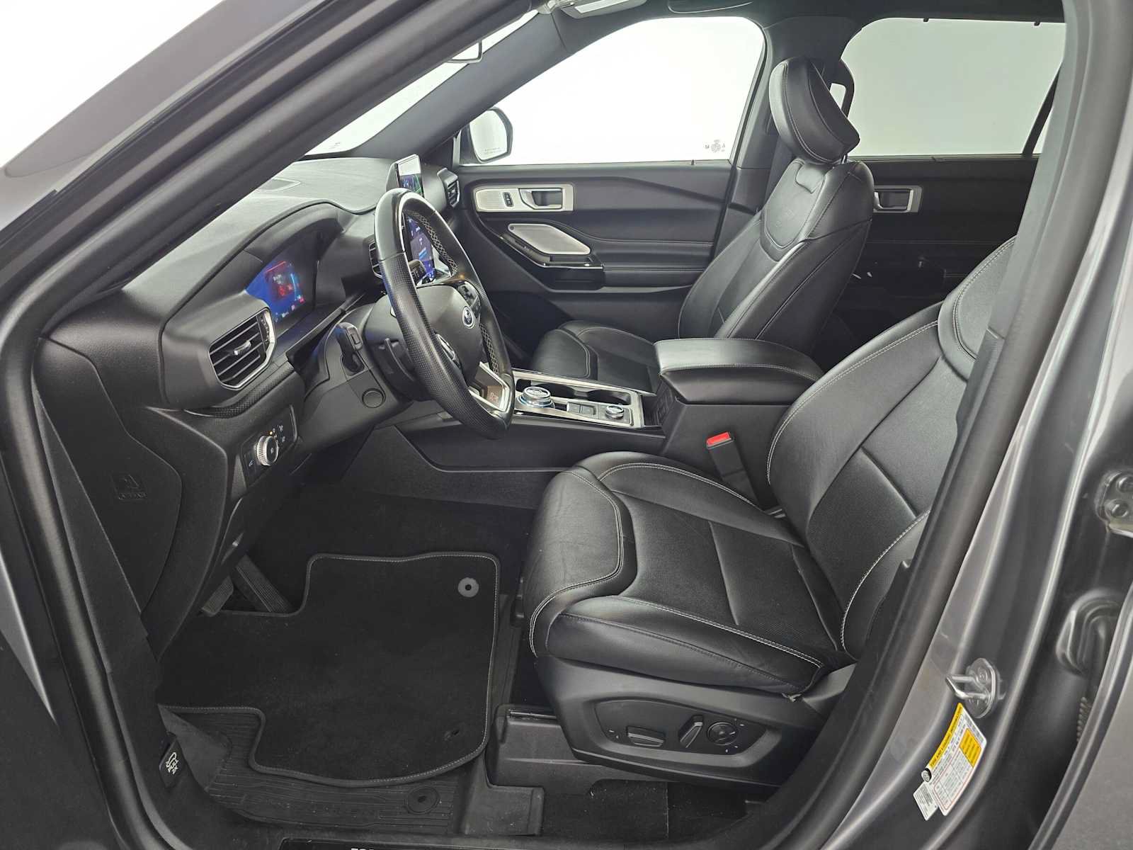Used 2021 Ford Explorer ST w/ Equipment Group 401A AWD/4WD image 22