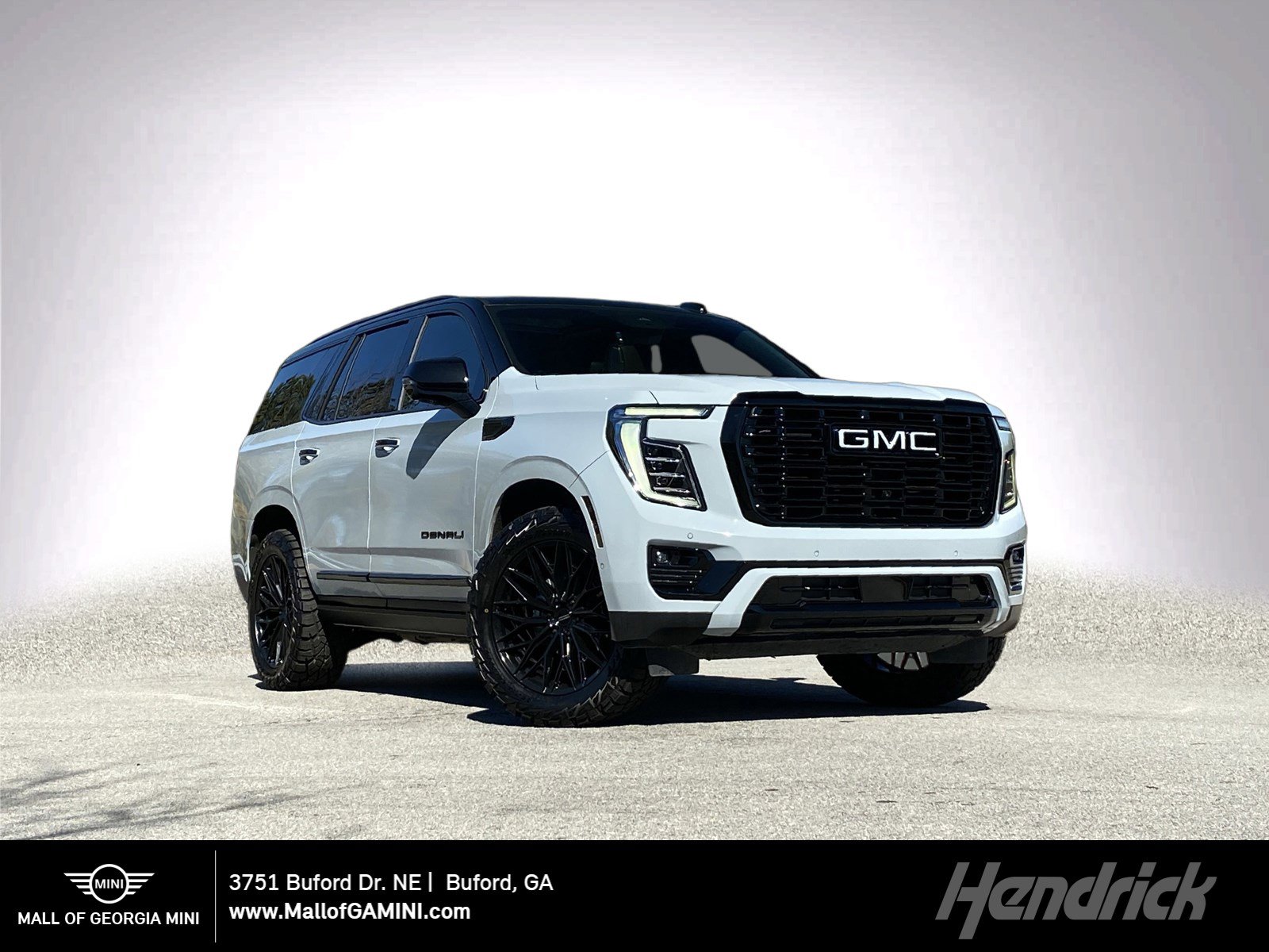 Used 2025 GMC Yukon Denali Ultimate image 1