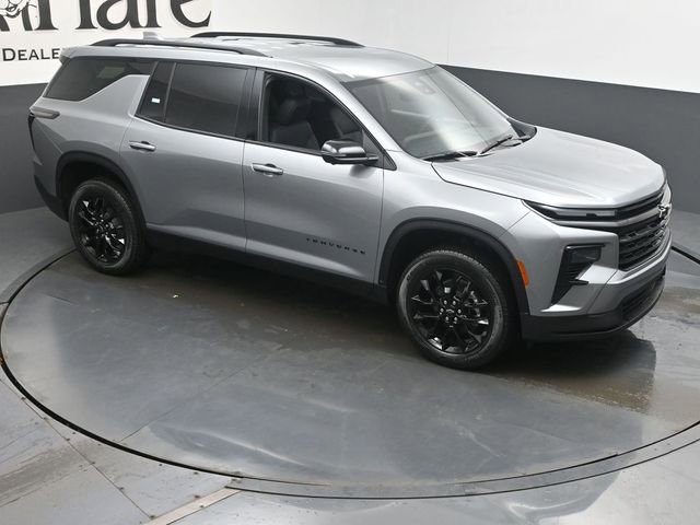 New 2026 Chevrolet Traverse LT w/ Midnight/Sport Edition FWD image 17