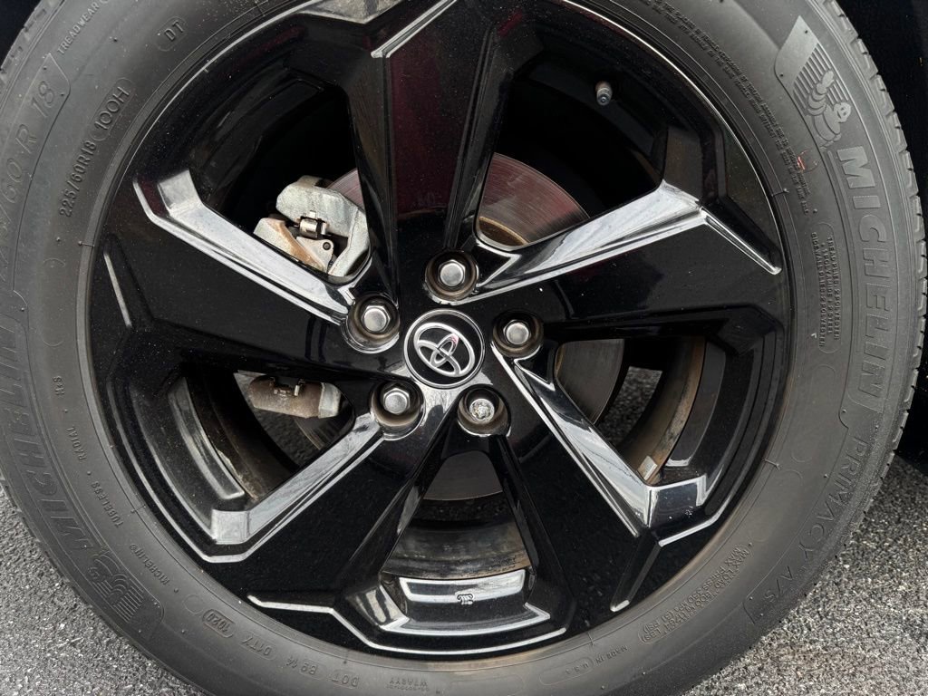 Used 2020 Toyota RAV4 XSE image 23