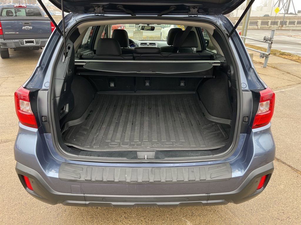 Used 2018 Subaru Outback 2.5i Limited image 24