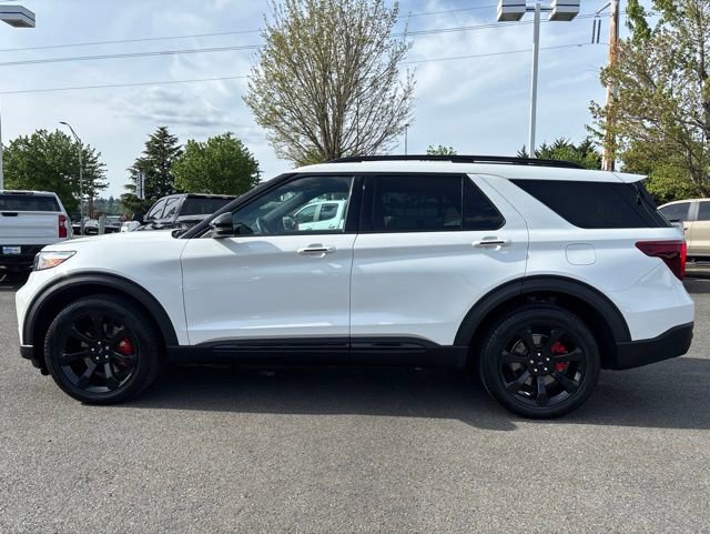 Used 2024 Ford Explorer ST w/ Equipment Group 401A AWD/4WD image 2