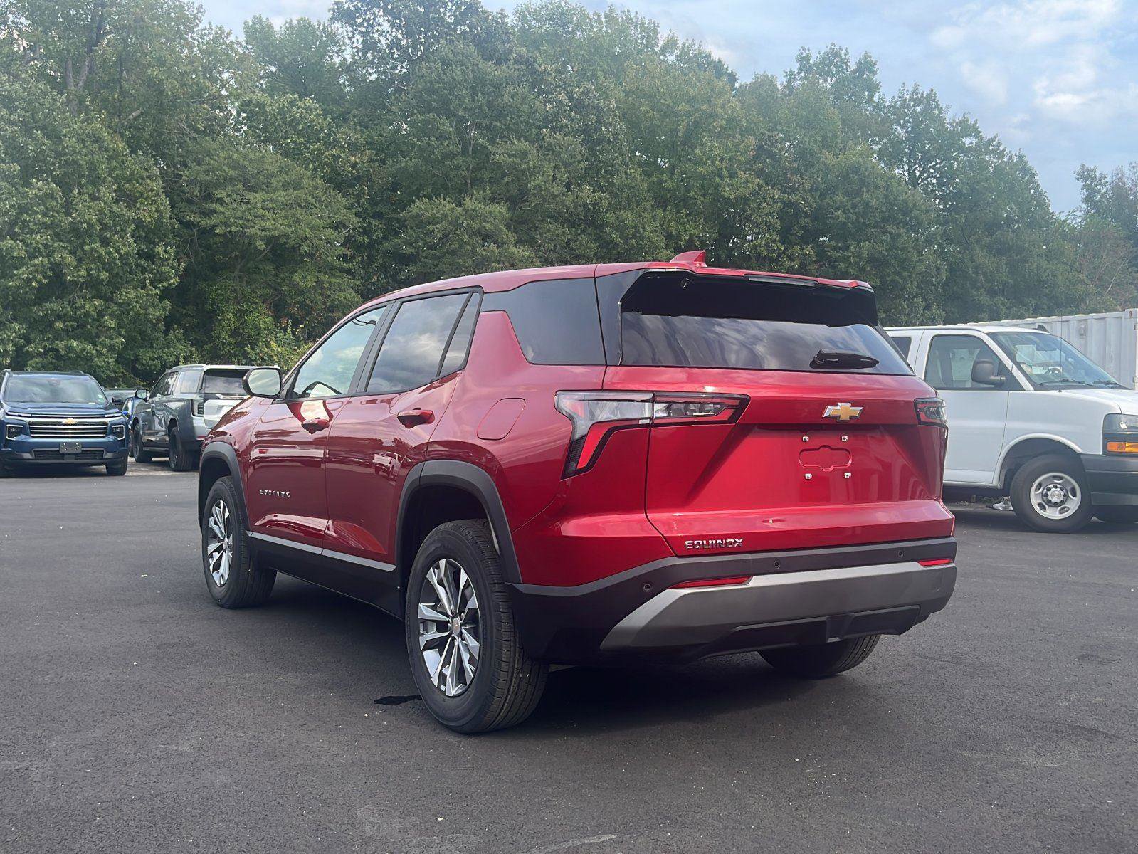 New 2026 Chevrolet Equinox LT w/ LPO, Floor Liner Package image 3