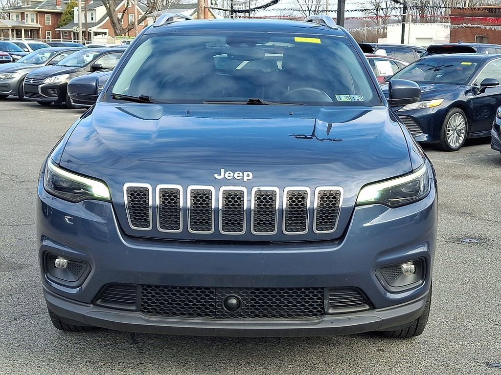 Used 2021 Jeep Cherokee Latitude Lux w/ Comfort/Convenience Group AWD/4WD image 2