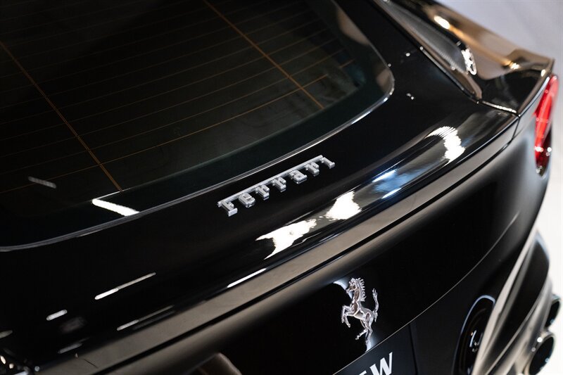 Used 2014 Ferrari F12 Berlinetta RWD image 36