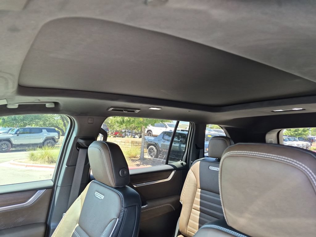 New 2026 GMC Acadia Denali Ultimate w/ LPO, Illumination Package AWD/4WD image 29