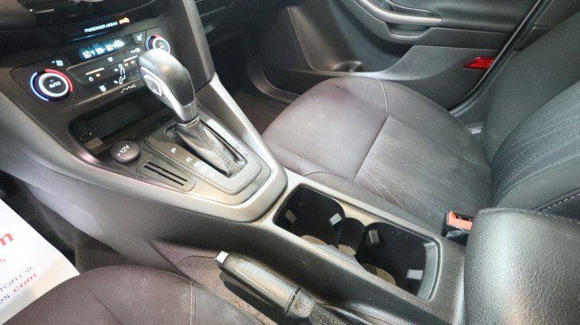 Used 2018 Ford Focus SEL FWD image 14