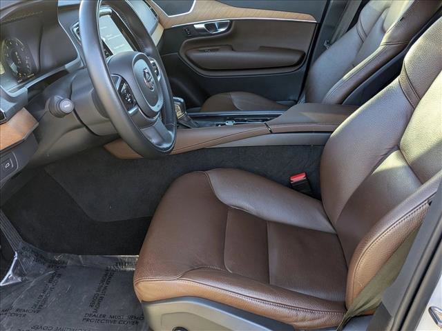 Used 2022 Volvo XC90 T6 Momentum w/ Advanced Package image 17