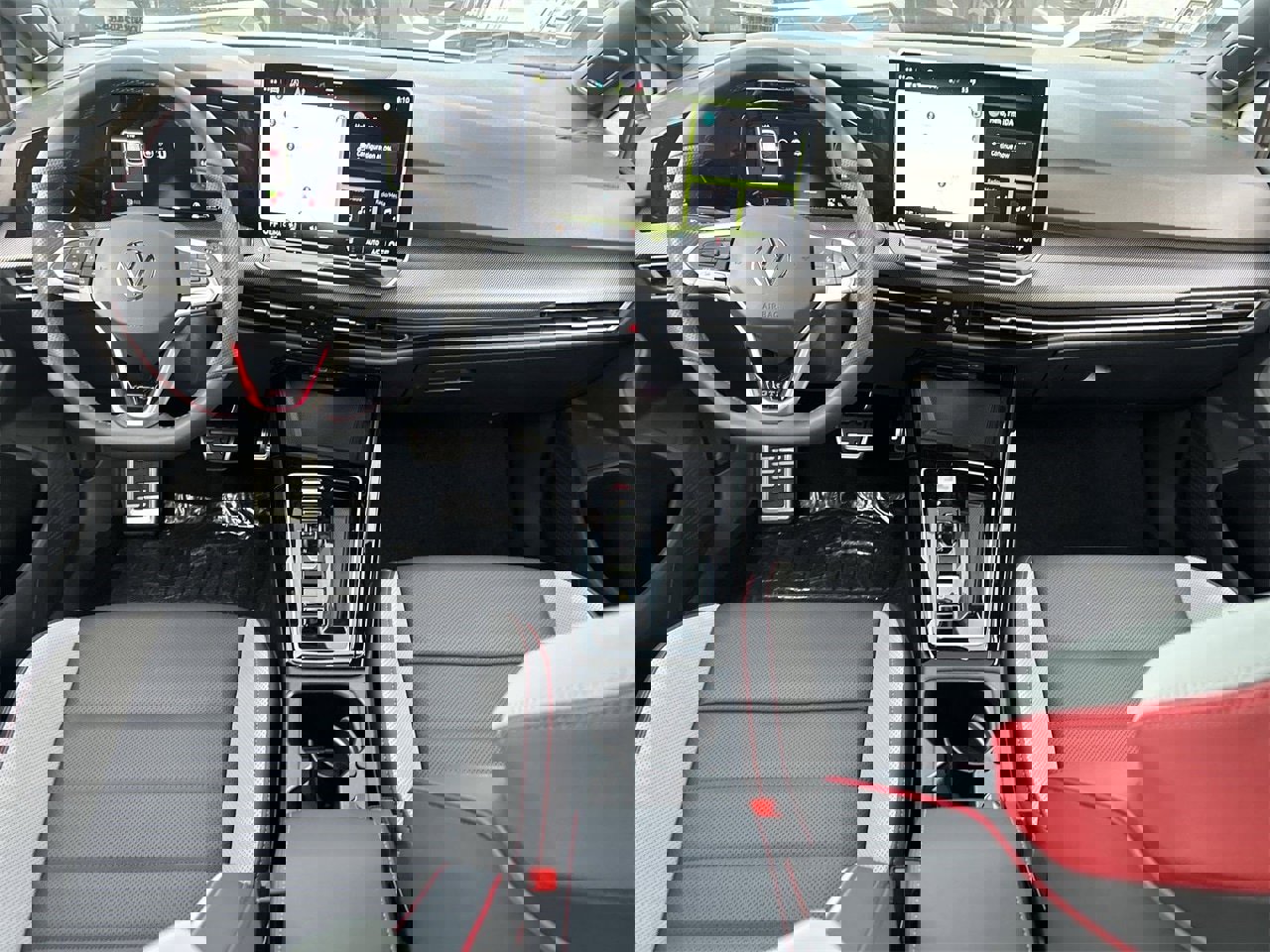 New 2025 Volkswagen GTI Autobahn image 11