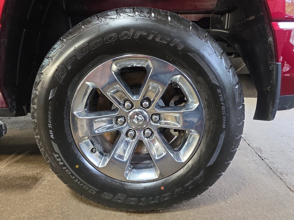 Used 2023 RAM 1500 Laramie AWD/4WD image 32