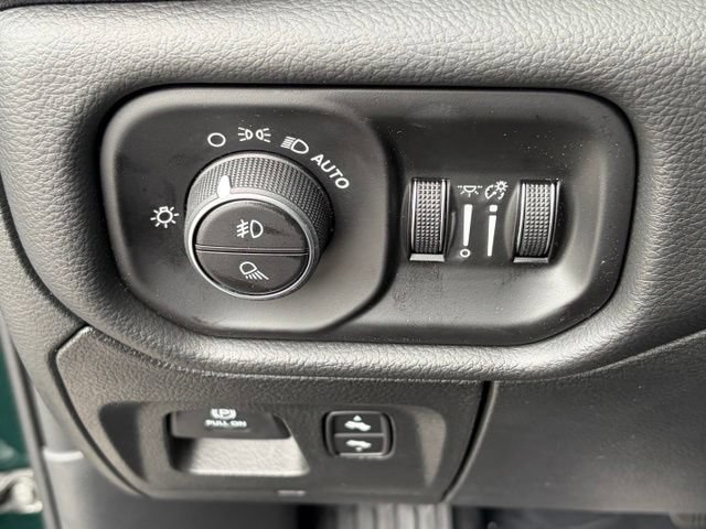 New 2026 RAM 1500 Rebel w/ Rebel Level 2 Equipment Group AWD/4WD image 28