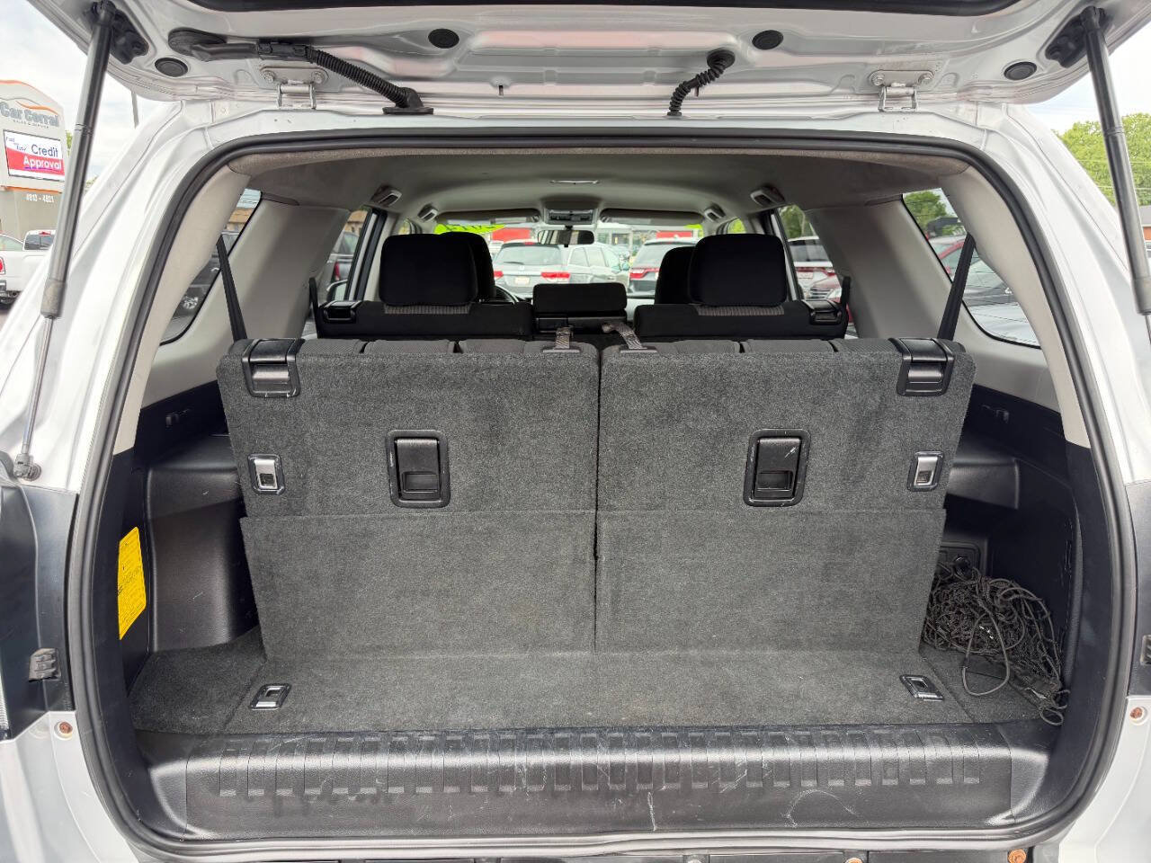 Used 2014 Toyota 4Runner SR5 AWD/4WD image 13