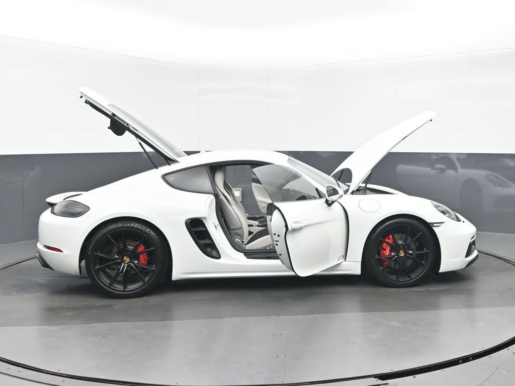 Used 2019 Porsche 718 Cayman GTS RWD image 19