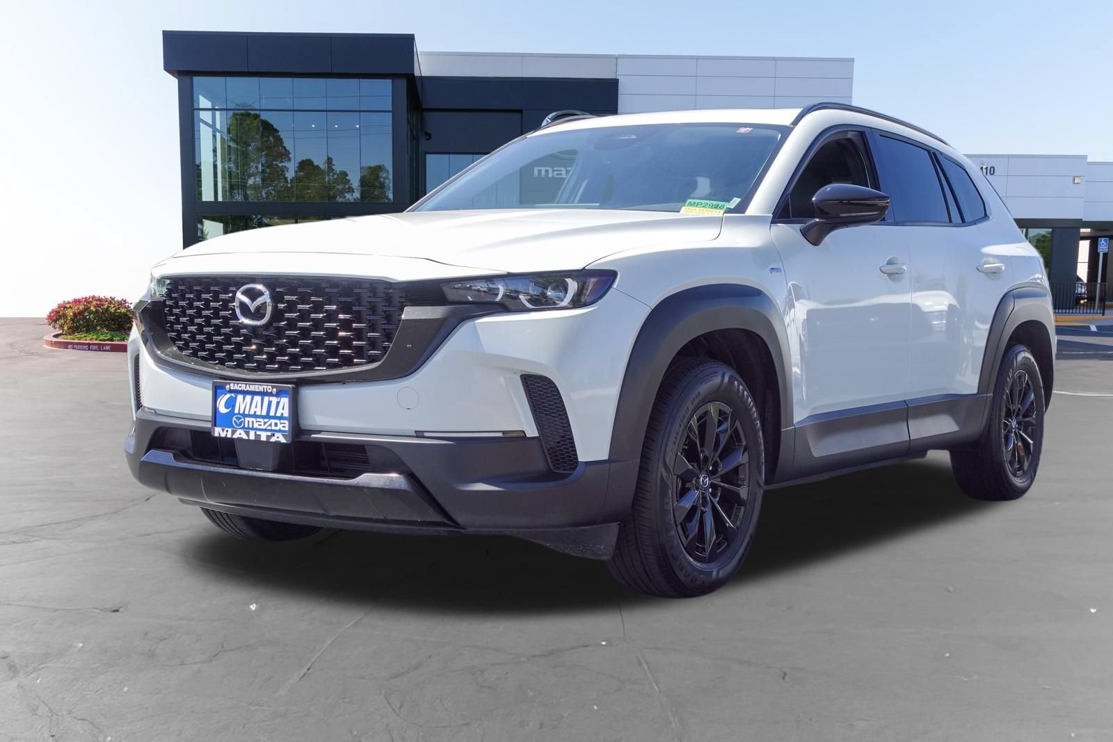 Certified 2025 MAZDA CX-50 AWD 2.5 Hybrid w/ Premium Pkg image 9