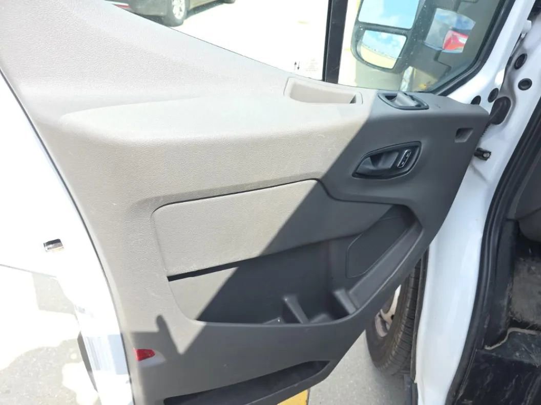 Used 2023 Ford Transit 150 148 Low Roof RWD image 9