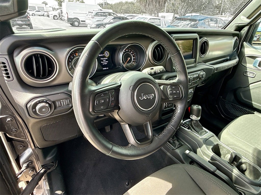 Used 2021 Jeep Wrangler Unlimited Sport image 12