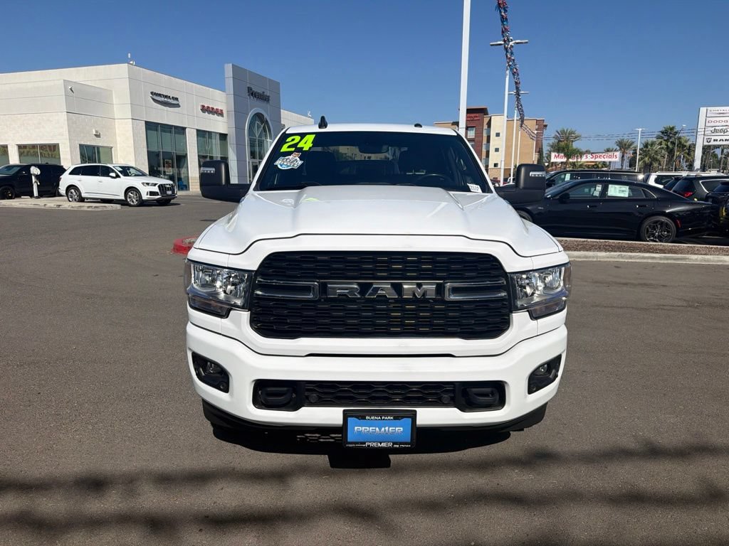 Used 2024 RAM 2500 Big Horn w/ Sport Appearance Package AWD/4WD image 8