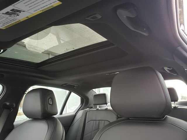 New 2026 BMW 540i xDrive w/ M Sport Package image 10