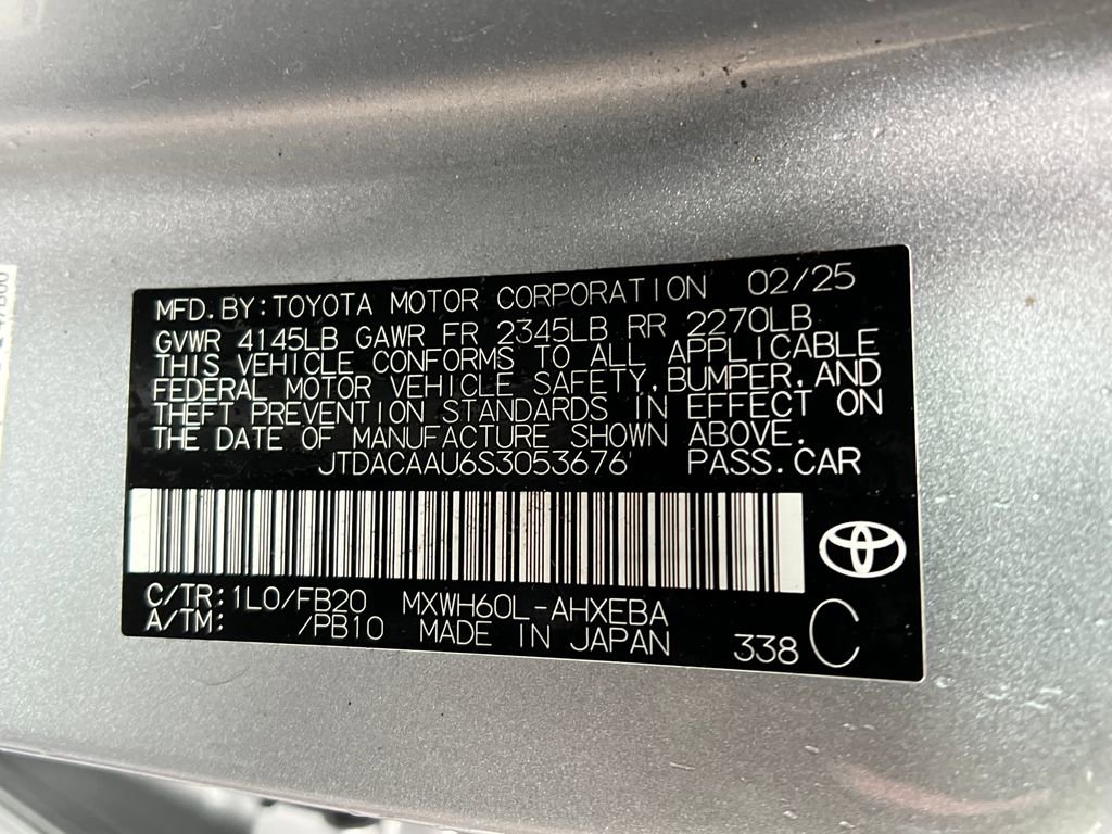 Used 2025 Toyota Prius LE FWD image 27