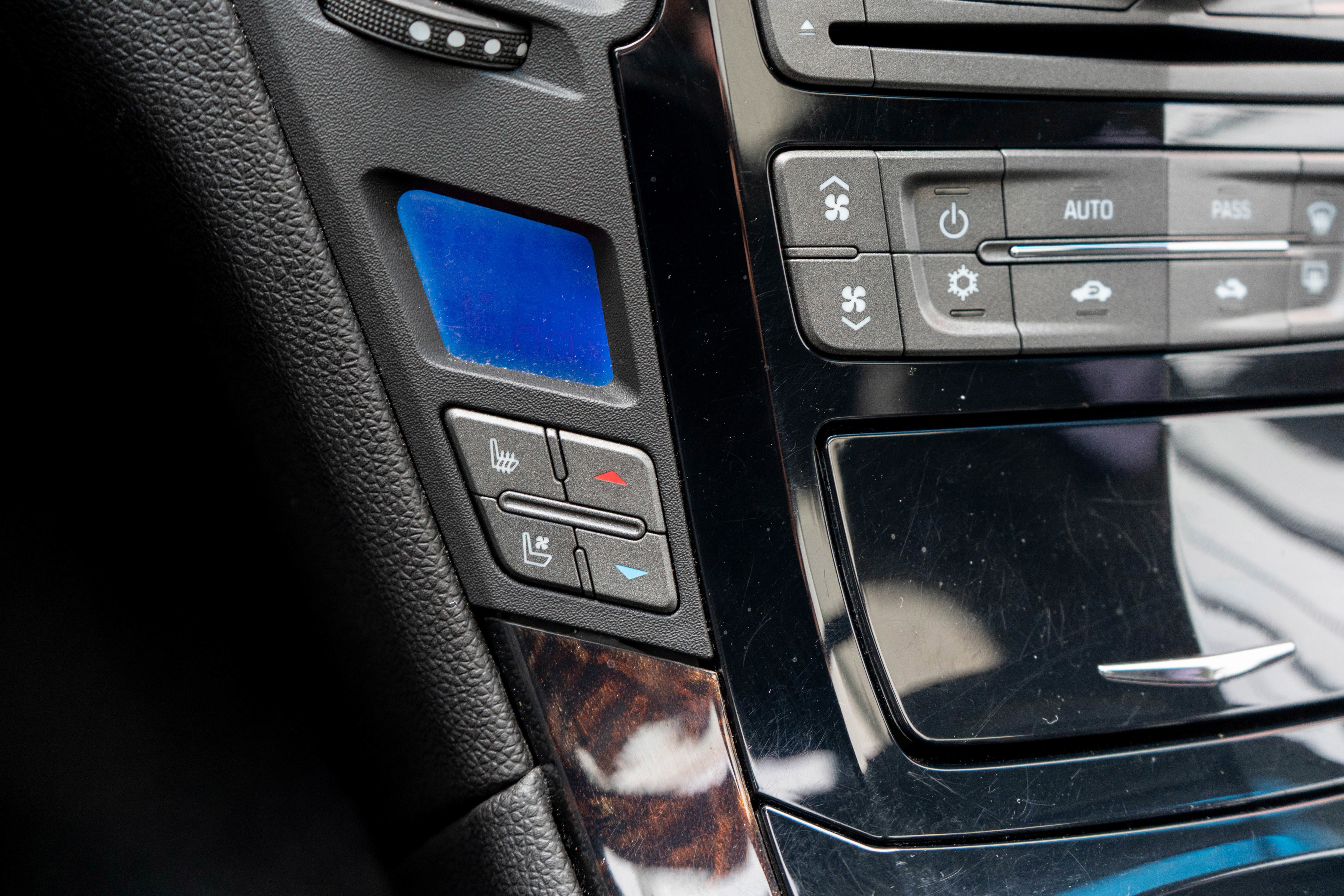 Used 2011 Cadillac CTS V w/ Wood Trim Package image 20