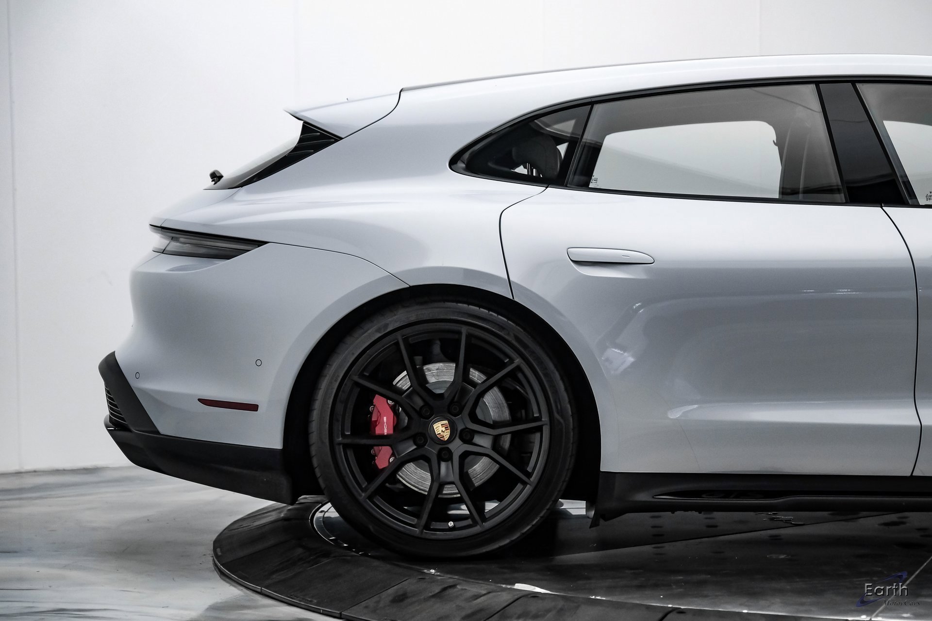 Used 2023 Porsche Taycan GTS w/ Premium Package image 17