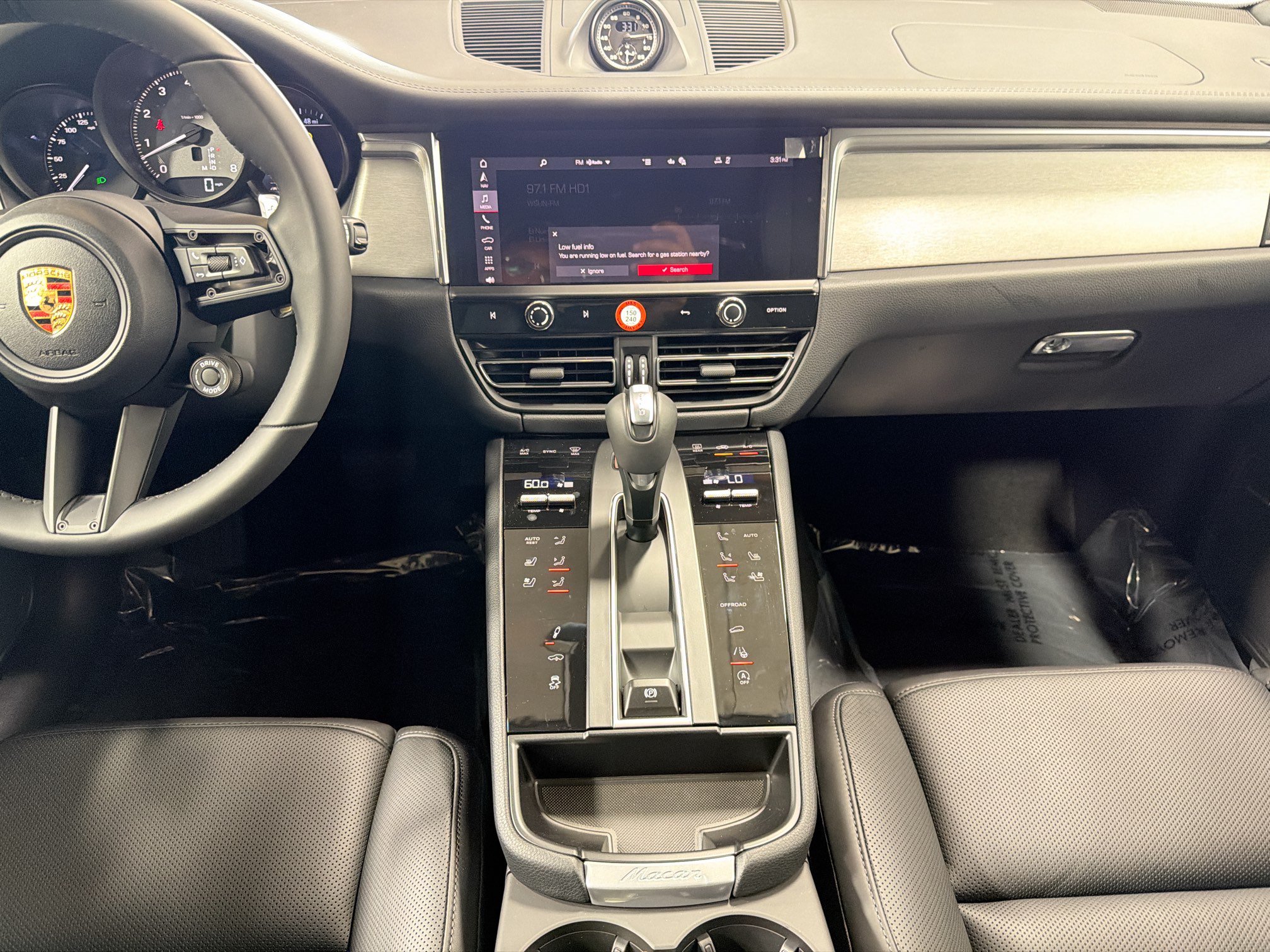 Certified 2026 Porsche Macan S AWD/4WD image 19