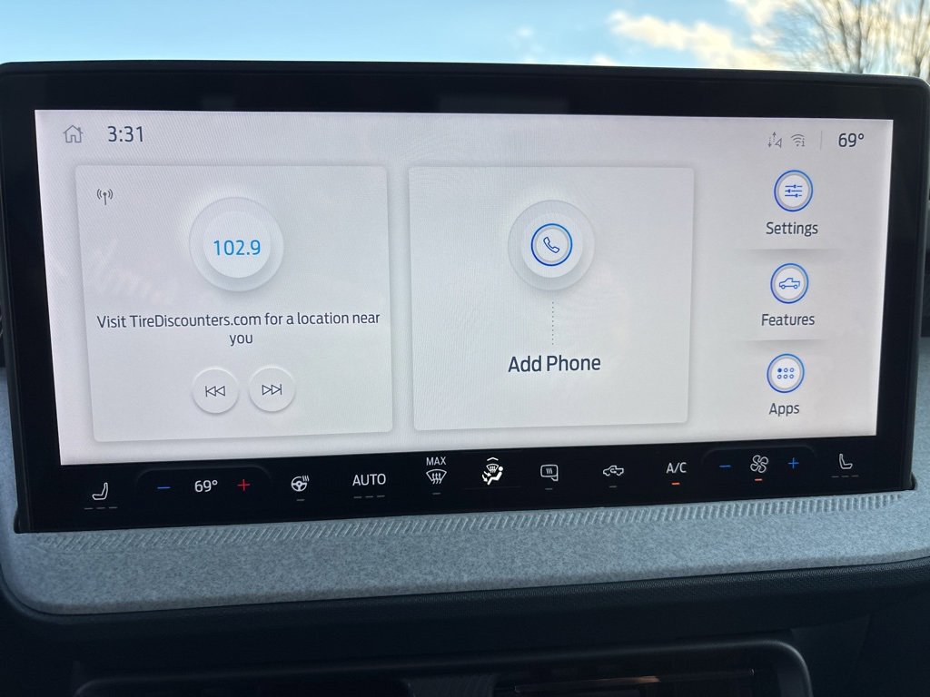 New 2025 Ford Maverick XLT w/ Equipment Group 301A image 25