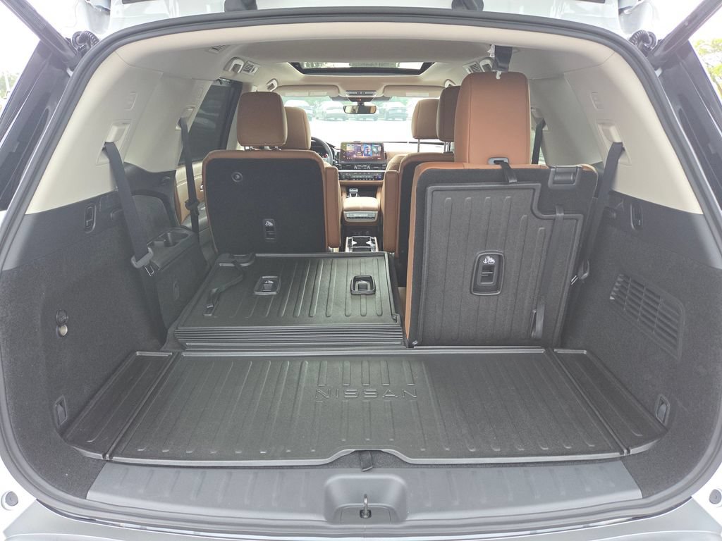 New 2026 Nissan Pathfinder Platinum AWD/4WD image 29