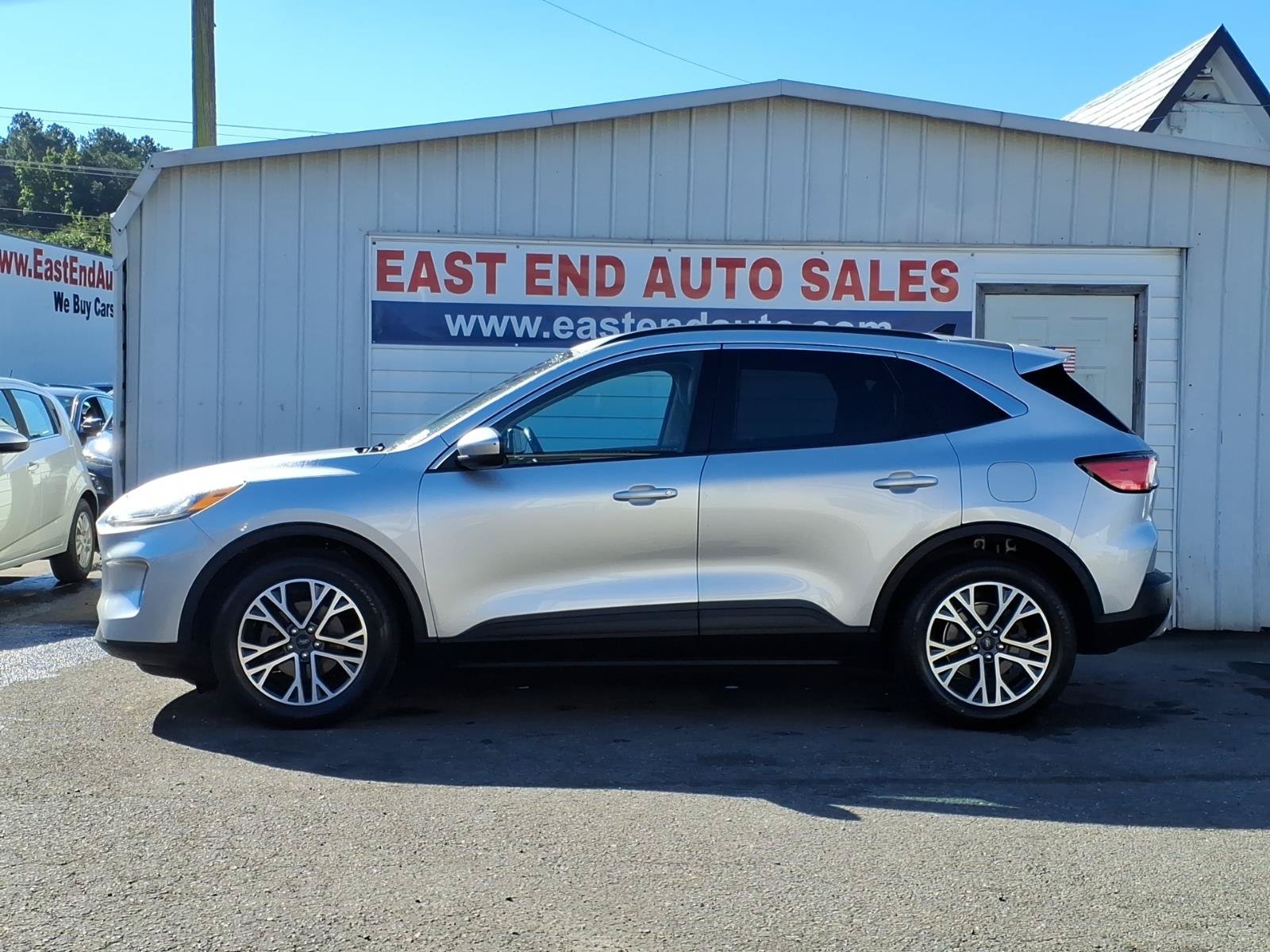 Used 2020 Ford Escape SEL FWD image 2