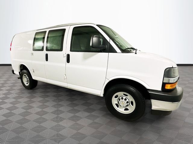 Used 2024 Chevrolet Express 2500 w/ Driver Convenience Package image 8