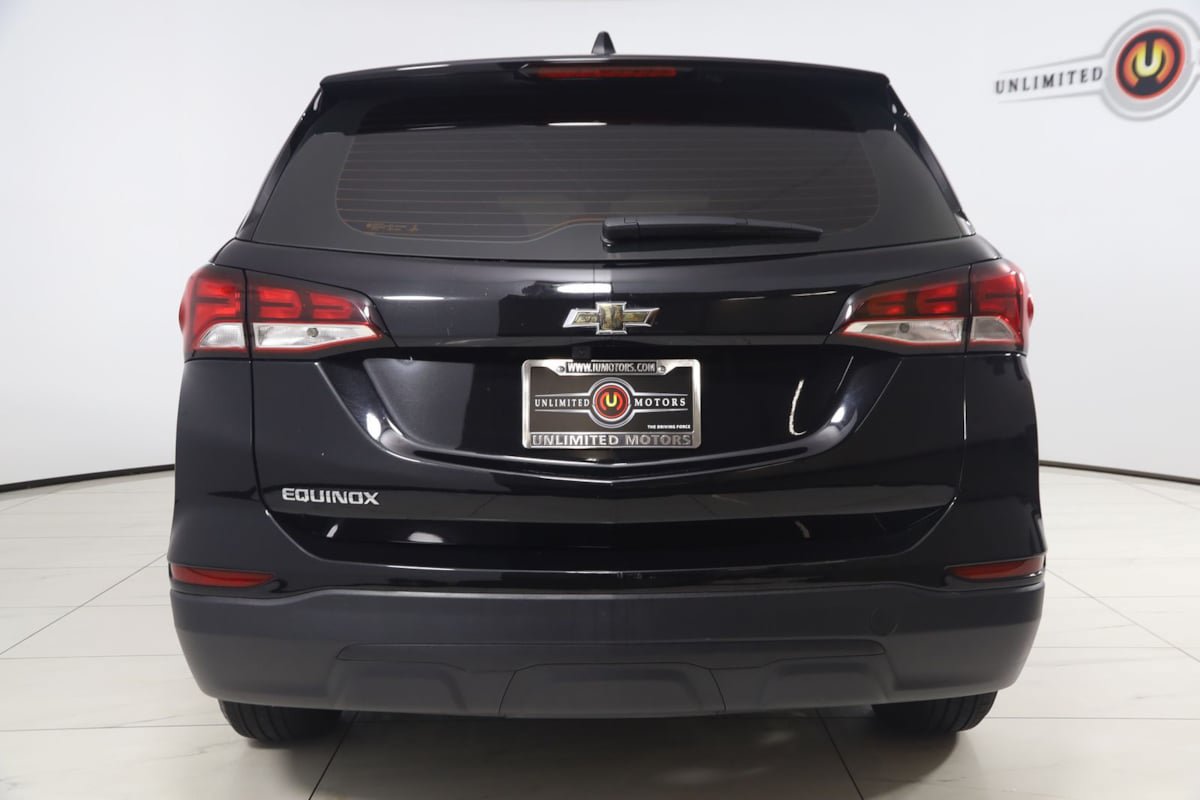 Used 2024 Chevrolet Equinox LS FWD image 39