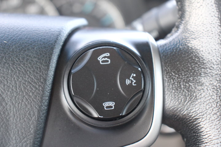 Used 2012 Toyota Camry XLE w/ Convenience Pkg FWD image 23