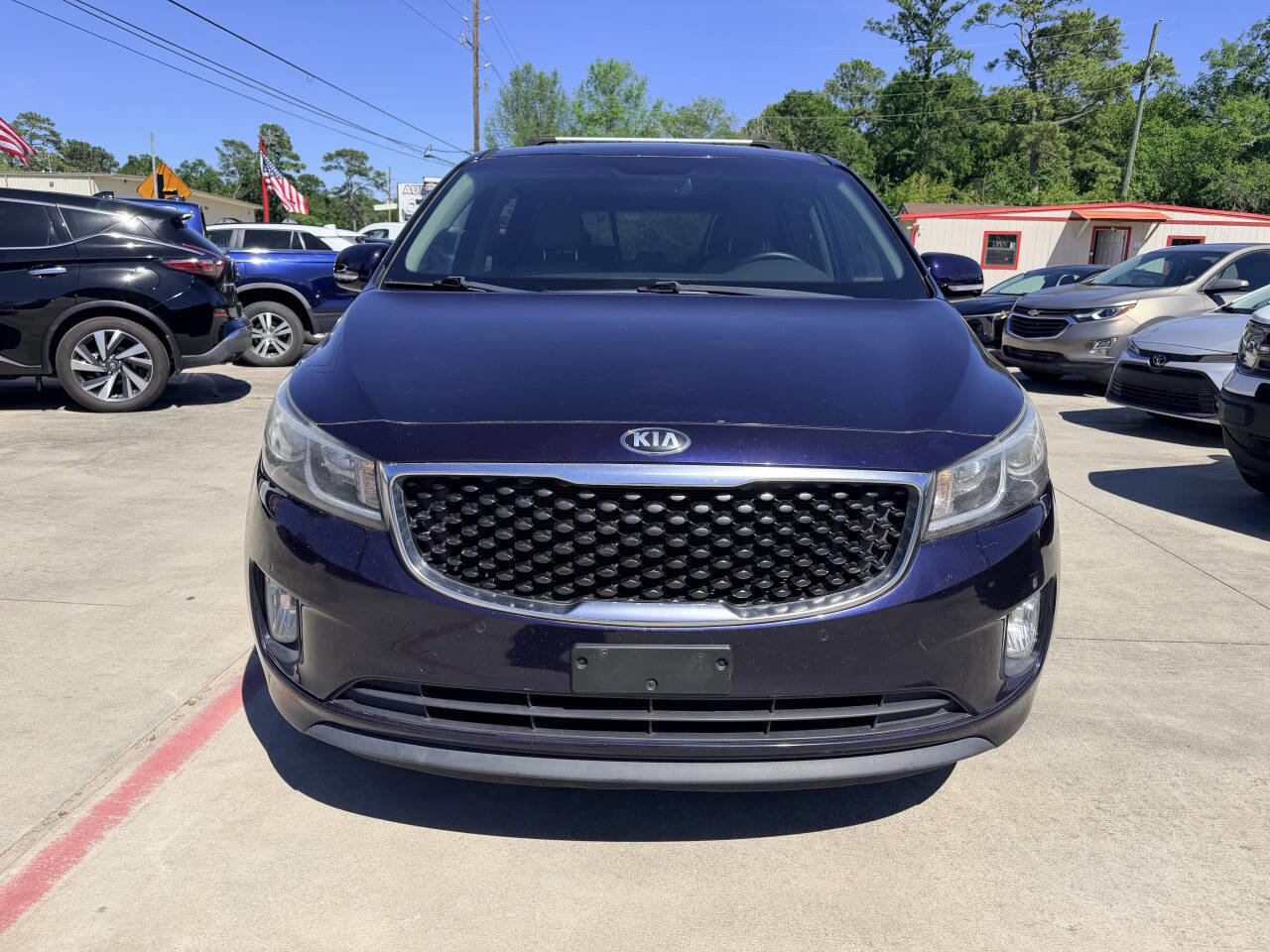 Used 2018 Kia Sedona EX image 3