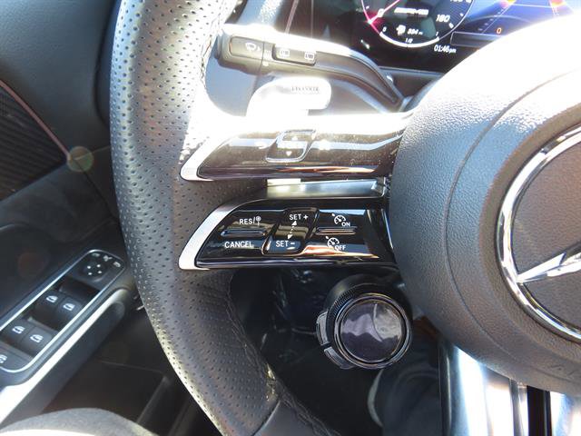 Used 2025 Mercedes-Benz GLB 35 AMG 4MATIC image 12