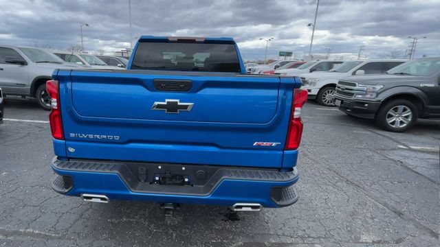 Used 2023 Chevrolet Silverado 1500 RST AWD/4WD image 9